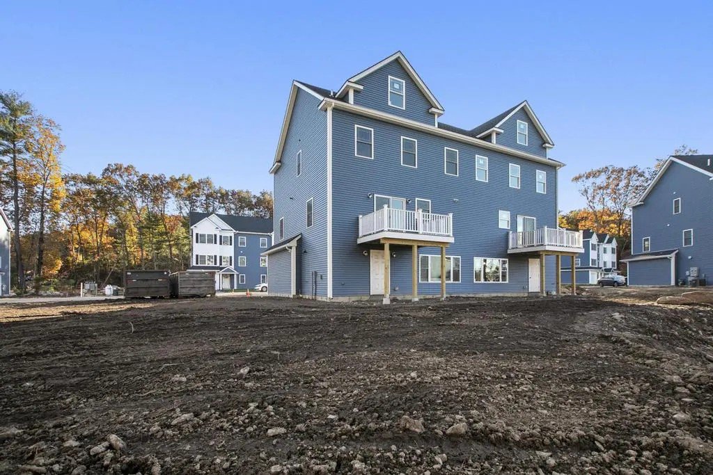 Multi Family Developers Chelmsford MA- Back Exterior