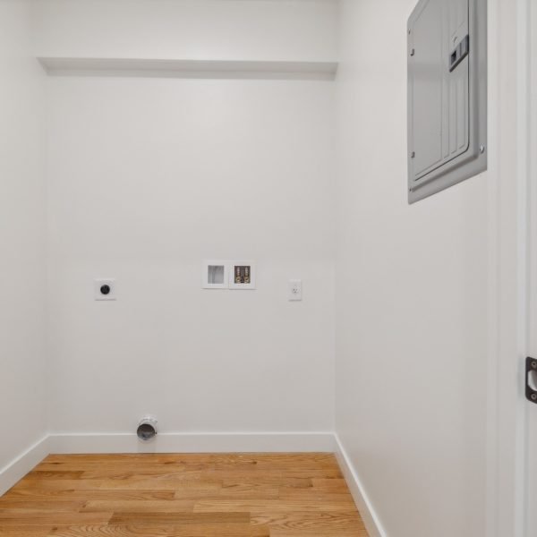 Custom Home Builders Burlington MA - Laundry Room