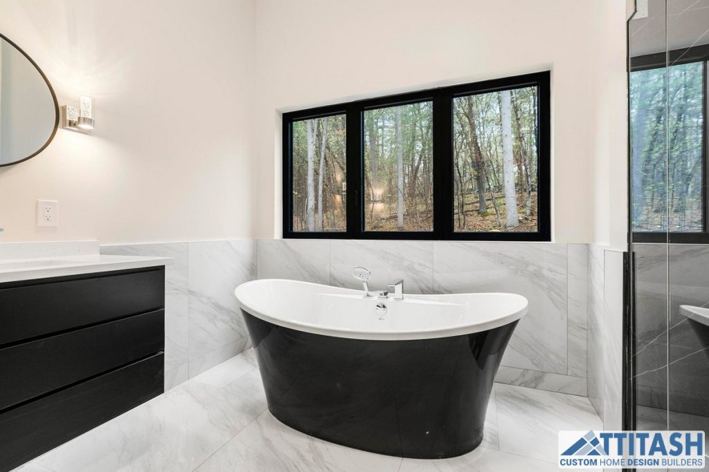 Custom Built Home in Pelham NH - Custom Tub