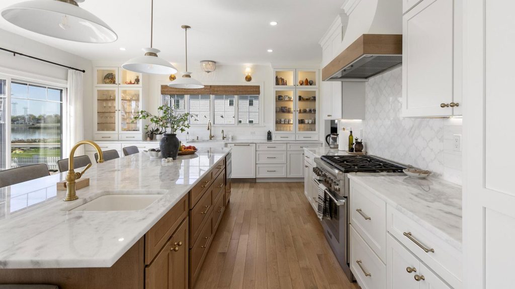Luxury Home Design Builders MA NH- Custom Chef’s Kitchen